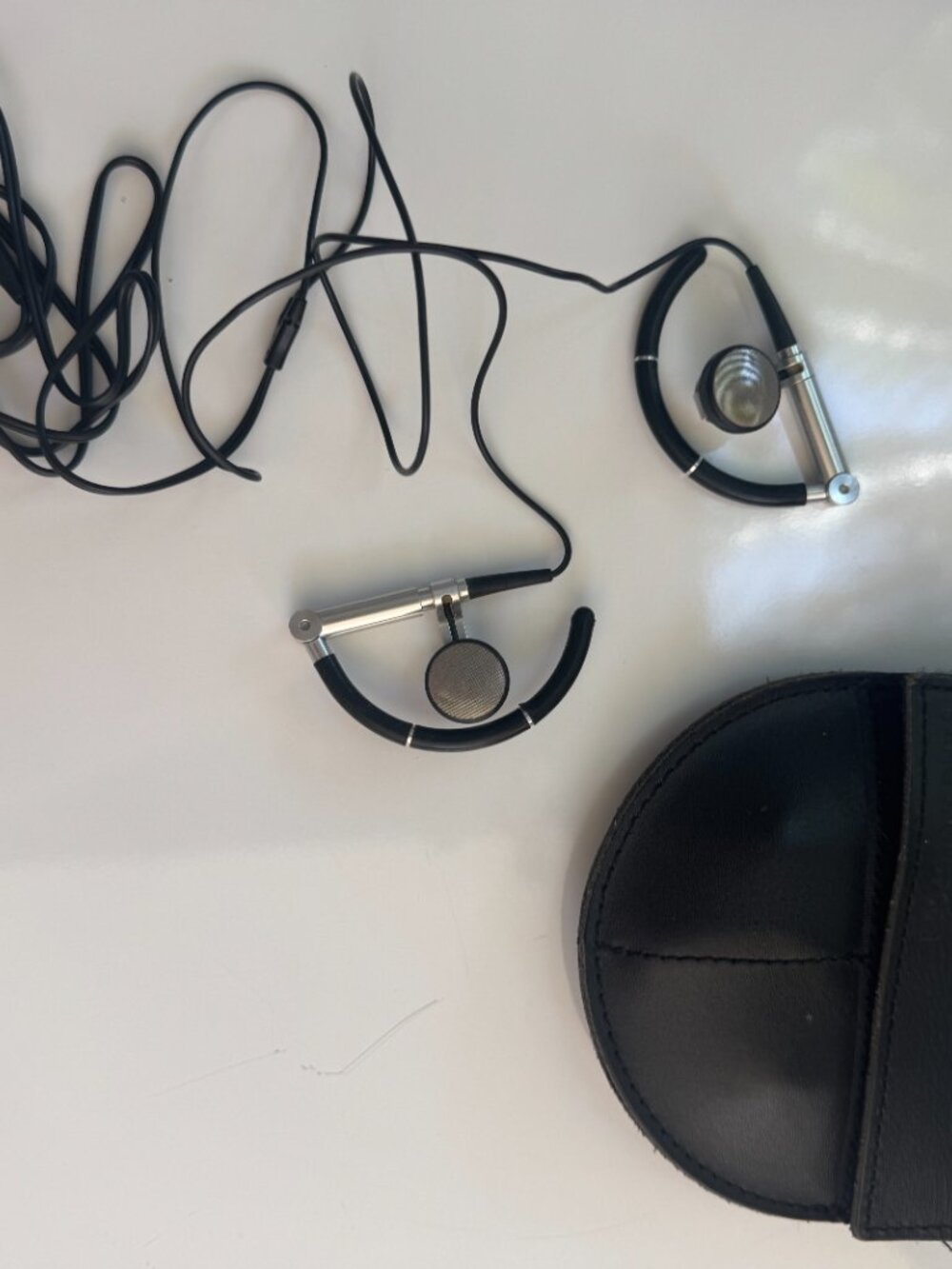 Bang and Olufsen Earset Premium Earphones